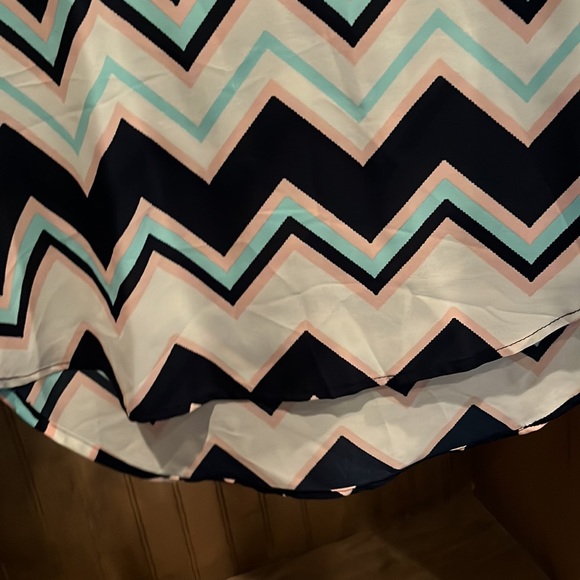 NWT medium long sleeve blouse - Picture 4 of 7